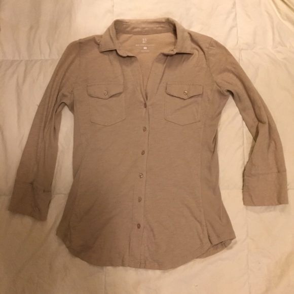 NY & Co Stretch Khaki Top XS - Picture 3 of 5